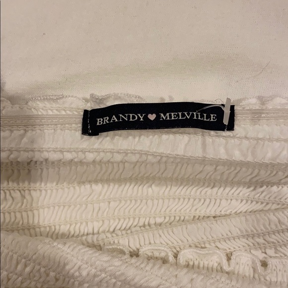 Brandy Melville White Charlene Off Shoulder Top - Picture 3 of 3
